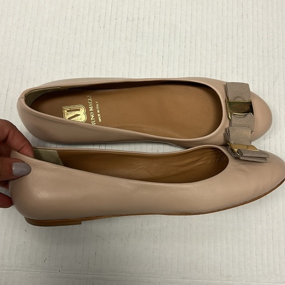 Bruno Magli leather bow flats - Picture 3 of 6